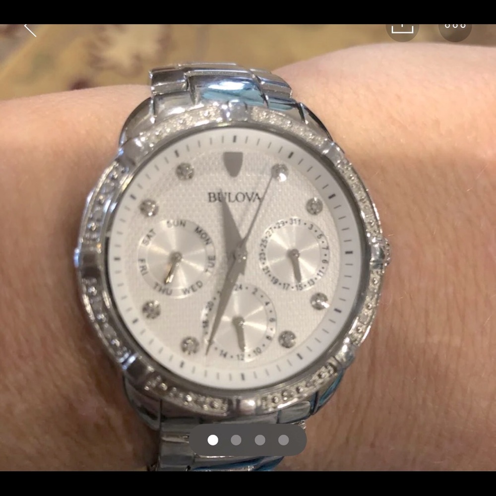 Women’s Bulova watch in mint condition